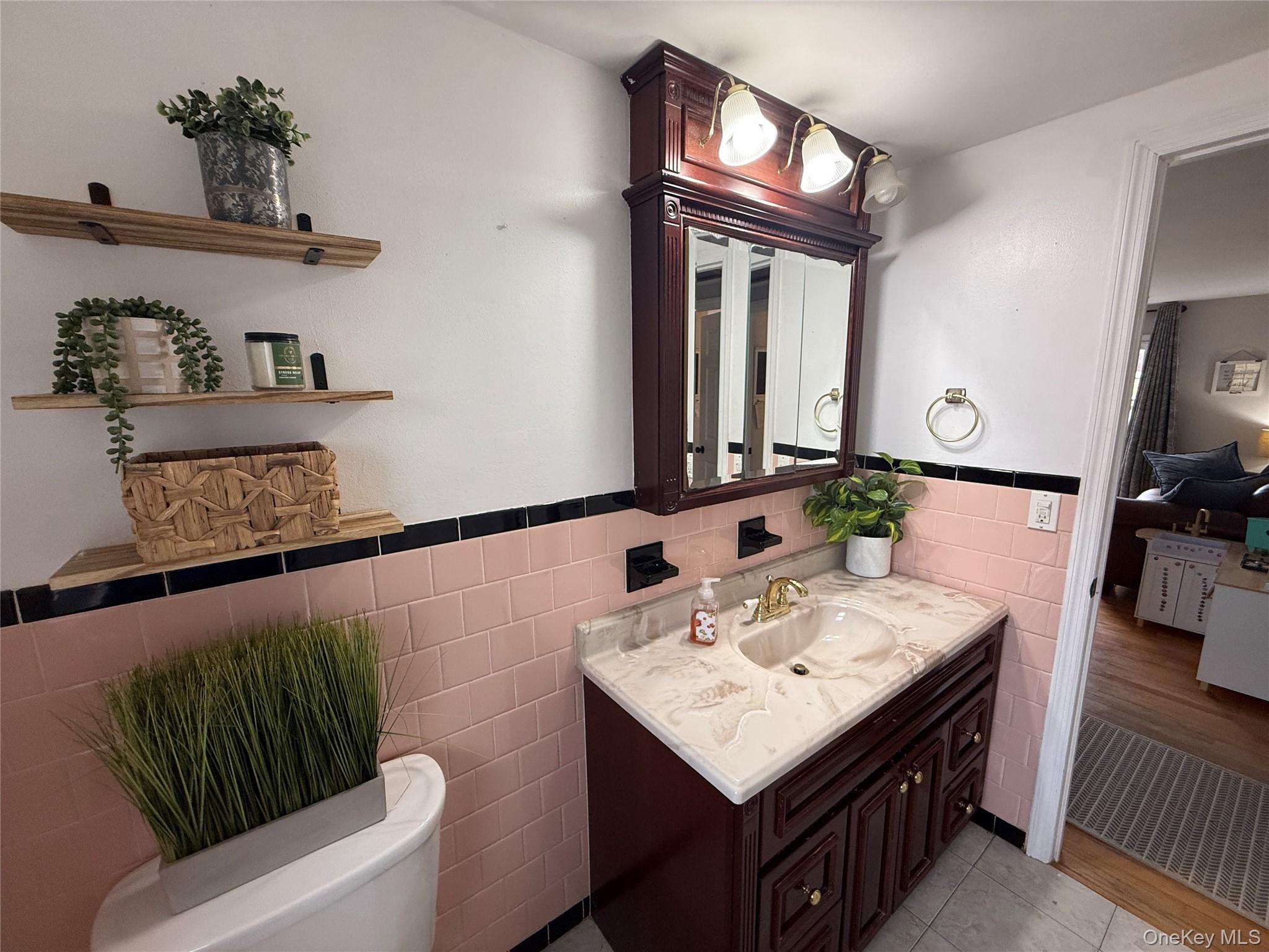 43 Birchwood Drive, New Windsor, NY 12553