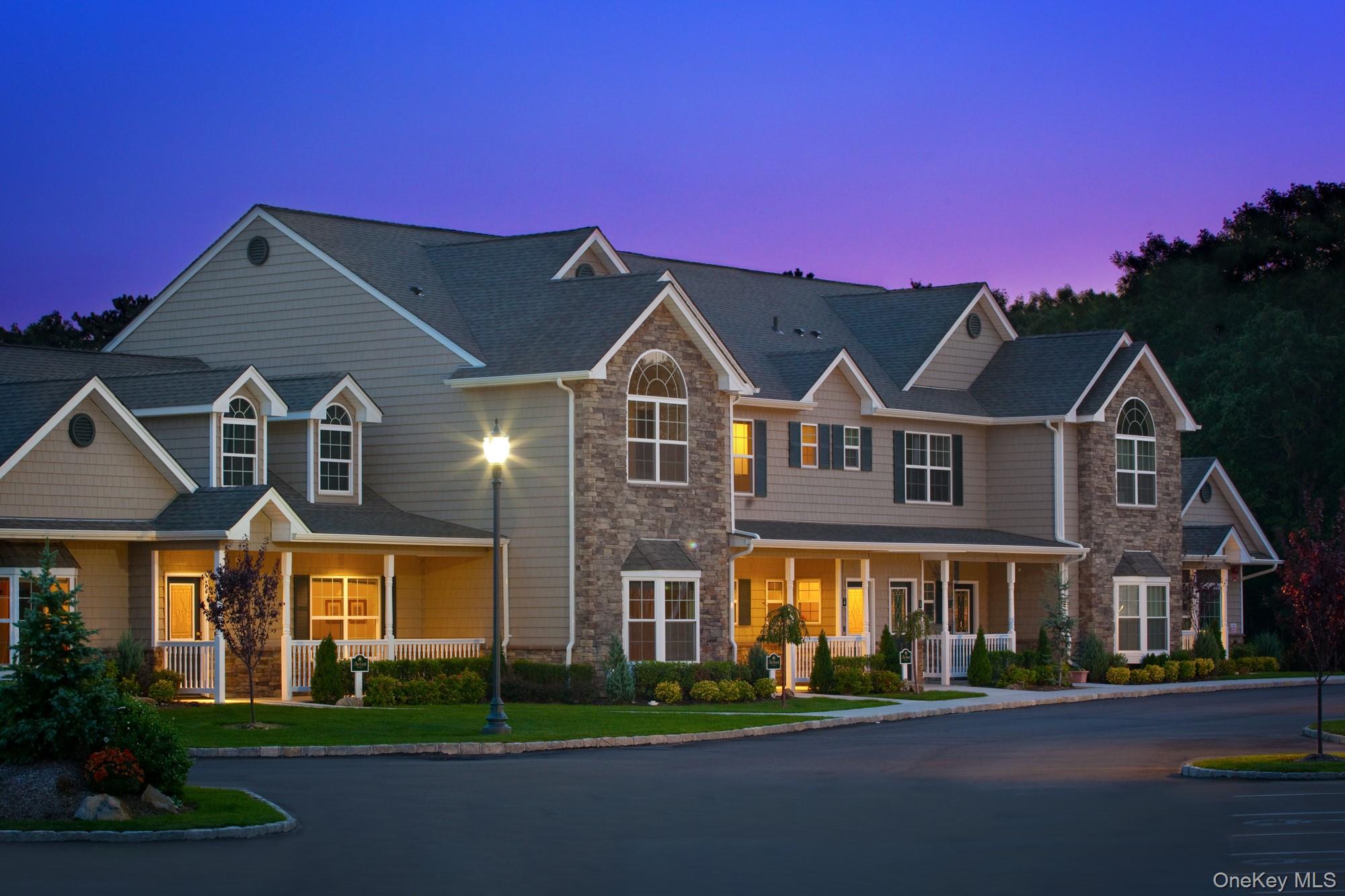 84 Fairfield Lane # 84, Mastic Beach, NY 11951