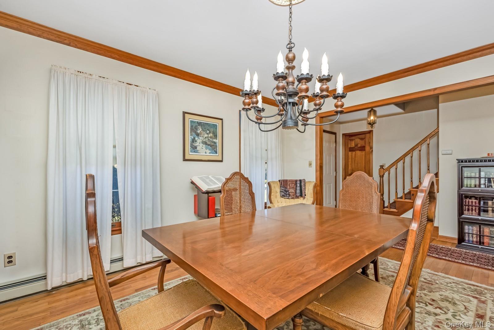 43 Farm Road N, Wading River, NY 11792