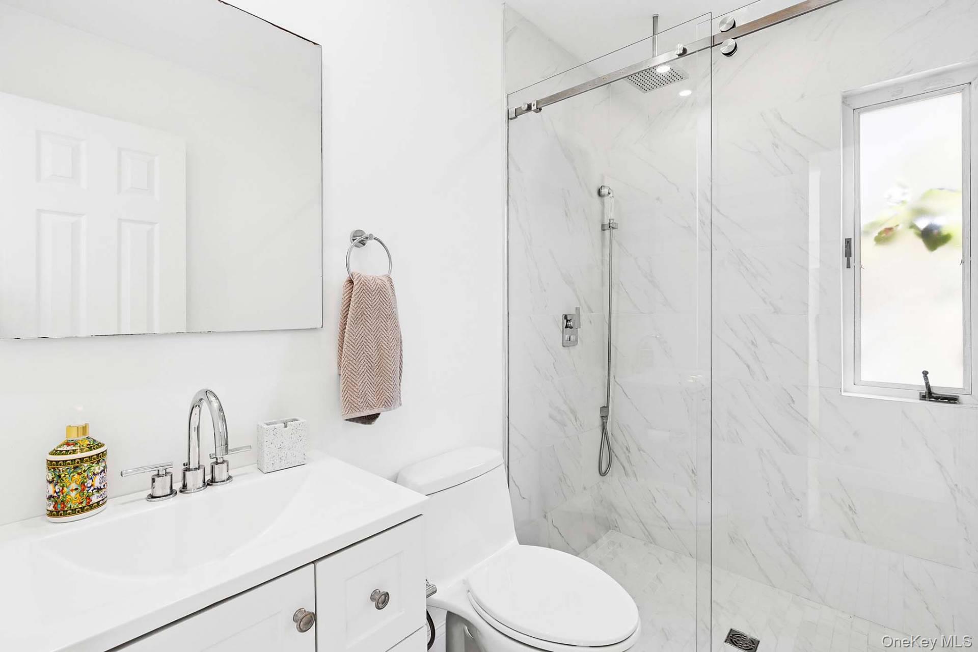 578 Stephen Hands Path, East Hampton, NY 11937