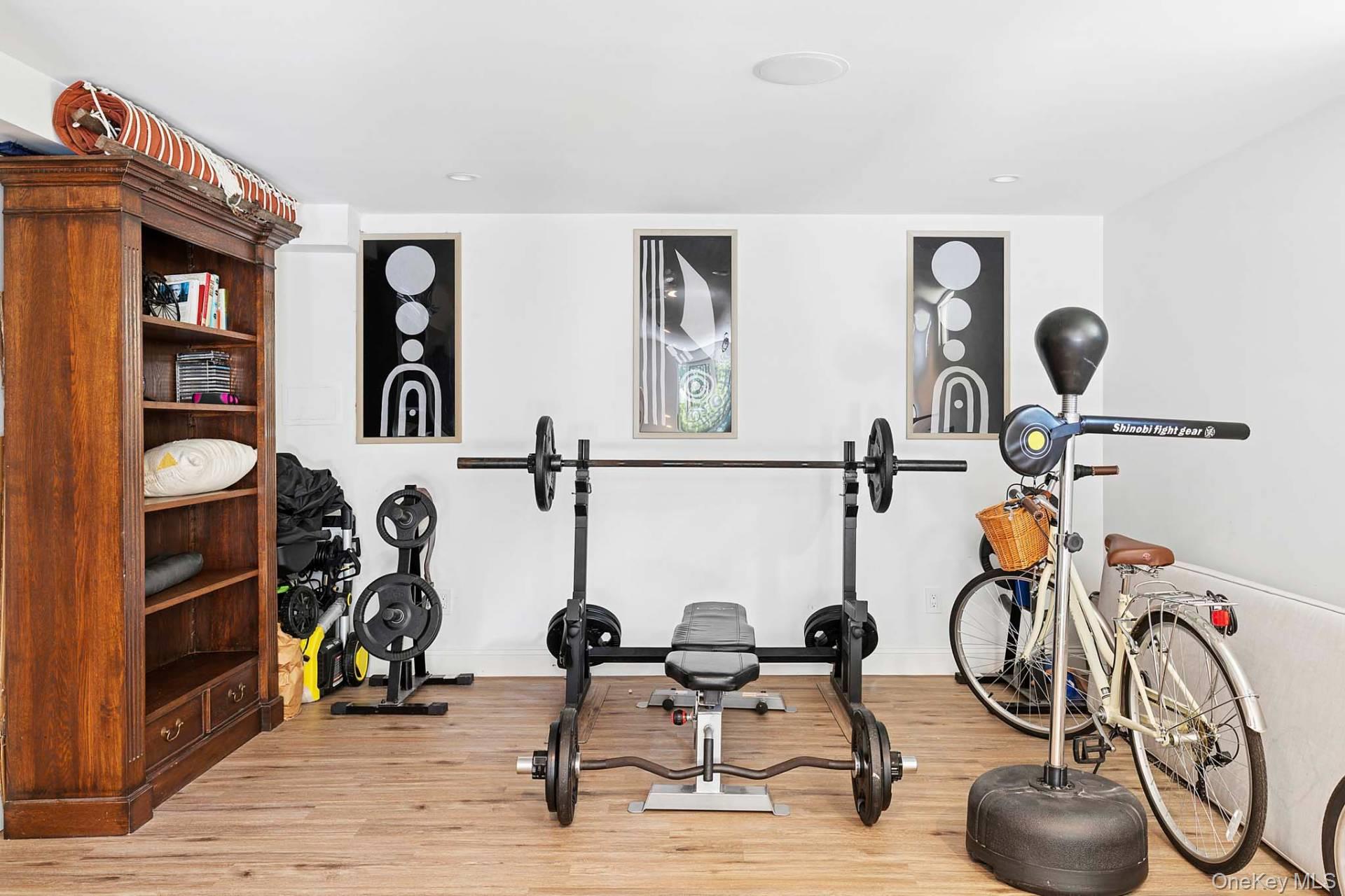 578 Stephen Hands Path, East Hampton, NY 11937