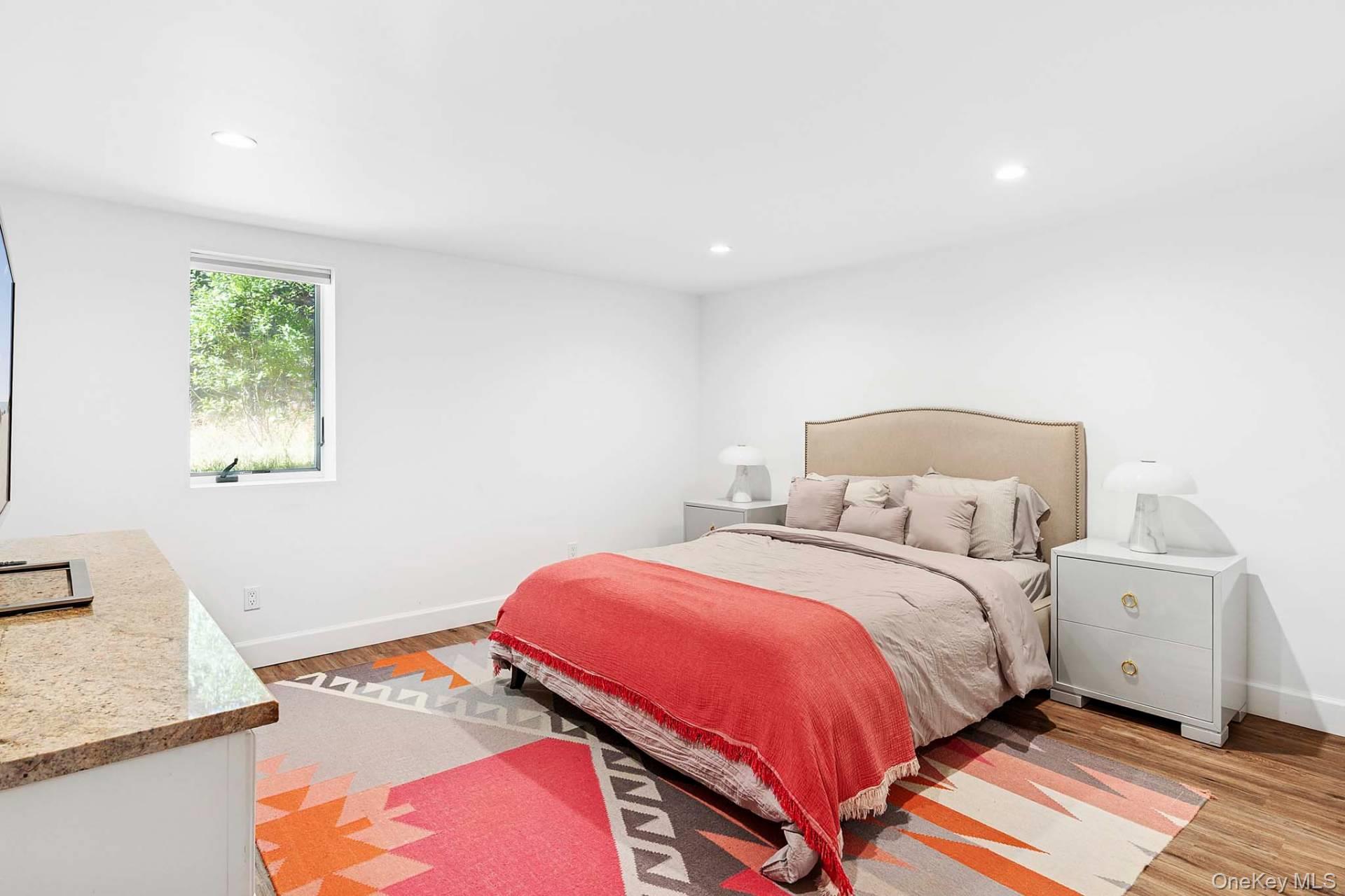 578 Stephen Hands Path, East Hampton, NY 11937