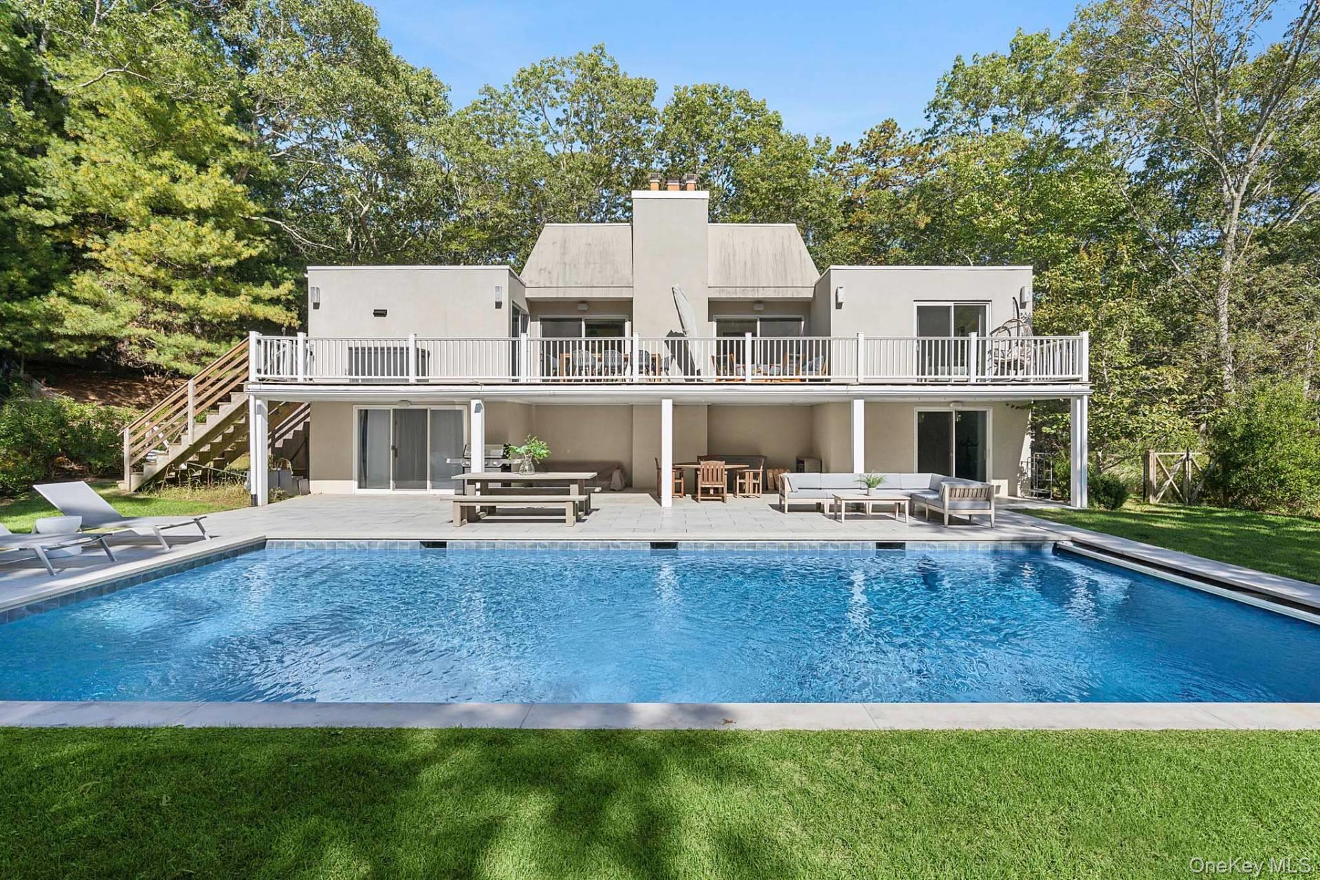 578 Stephen Hands Path, East Hampton, NY 11937