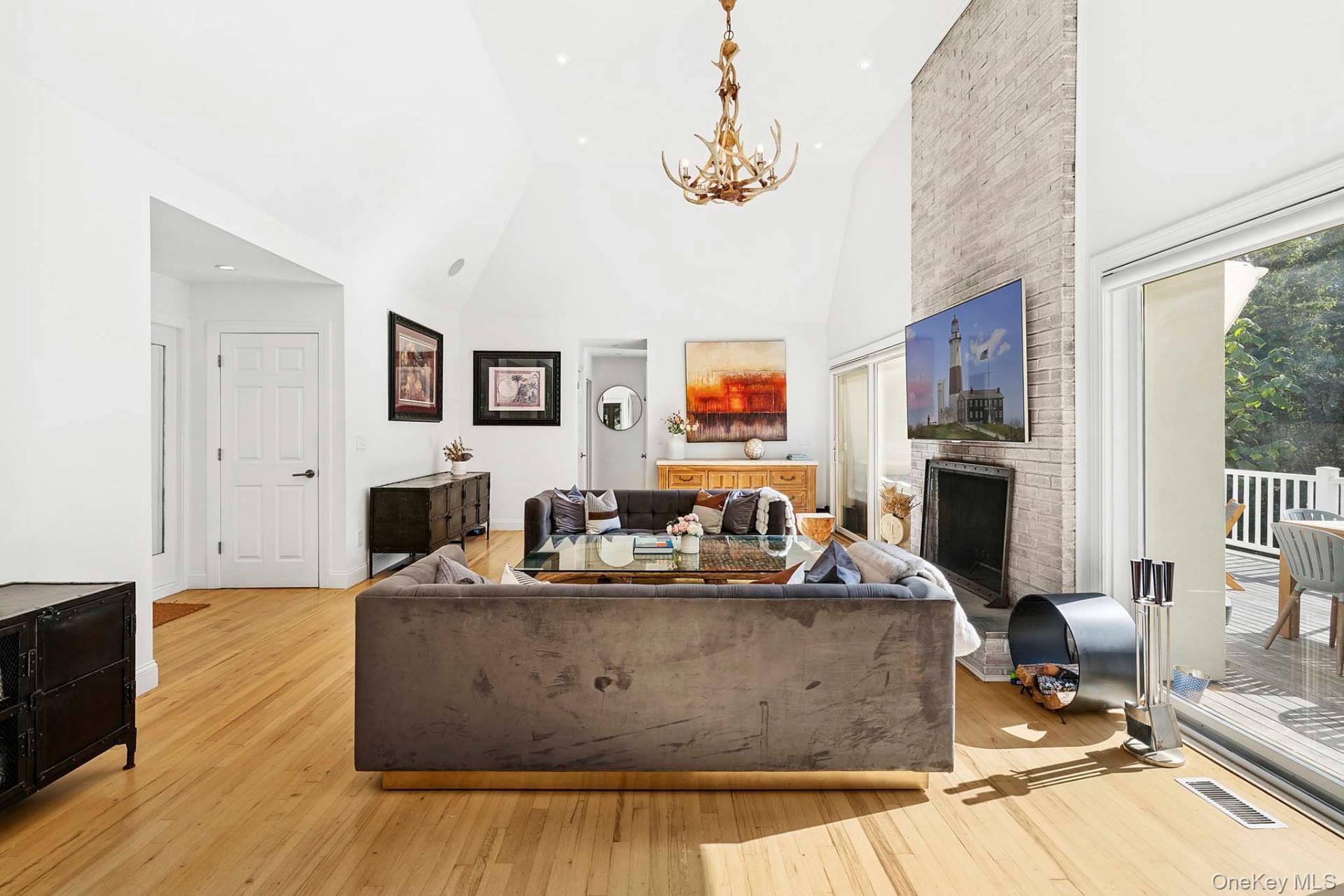 578 Stephen Hands Path, East Hampton, NY 11937