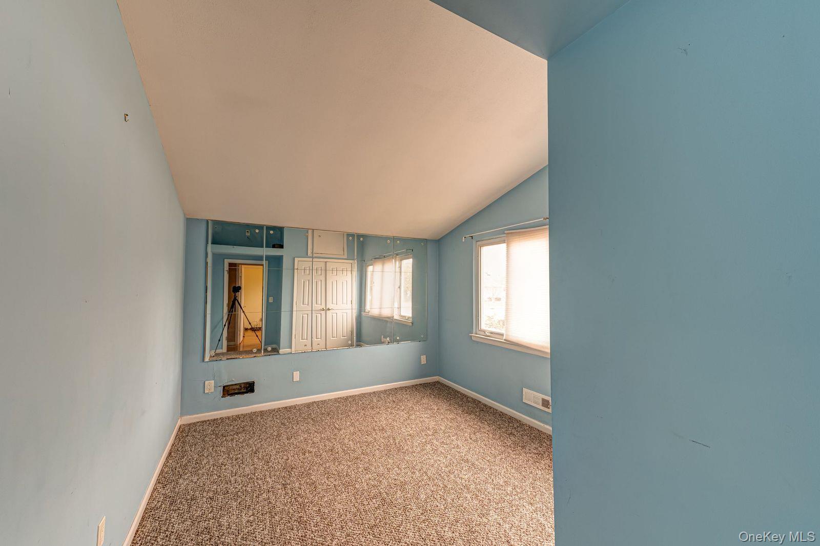 11 Lawrence Road, Deer Park, NY 11729