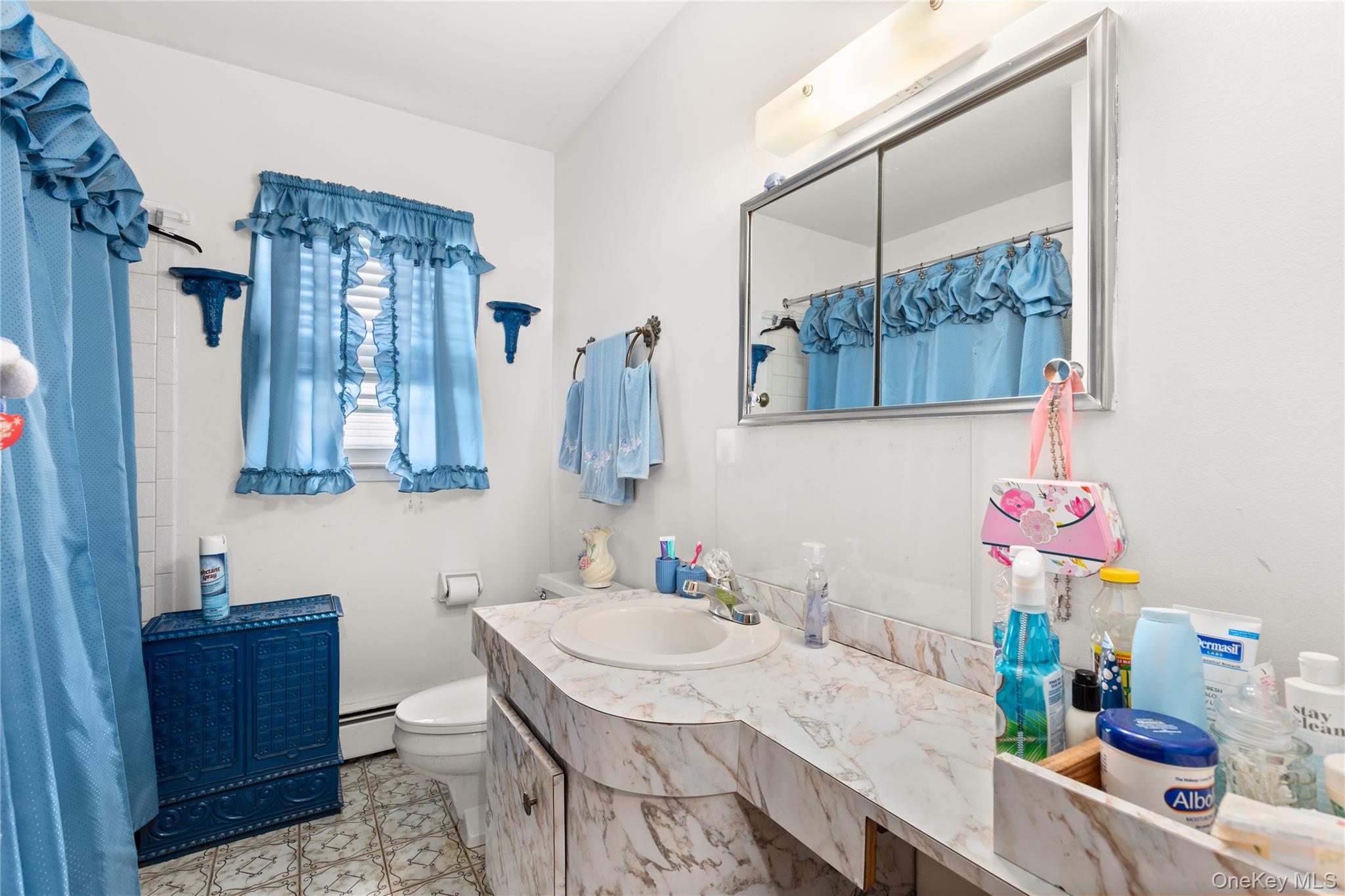 14 Cumberland Street, West Babylon, NY 11704