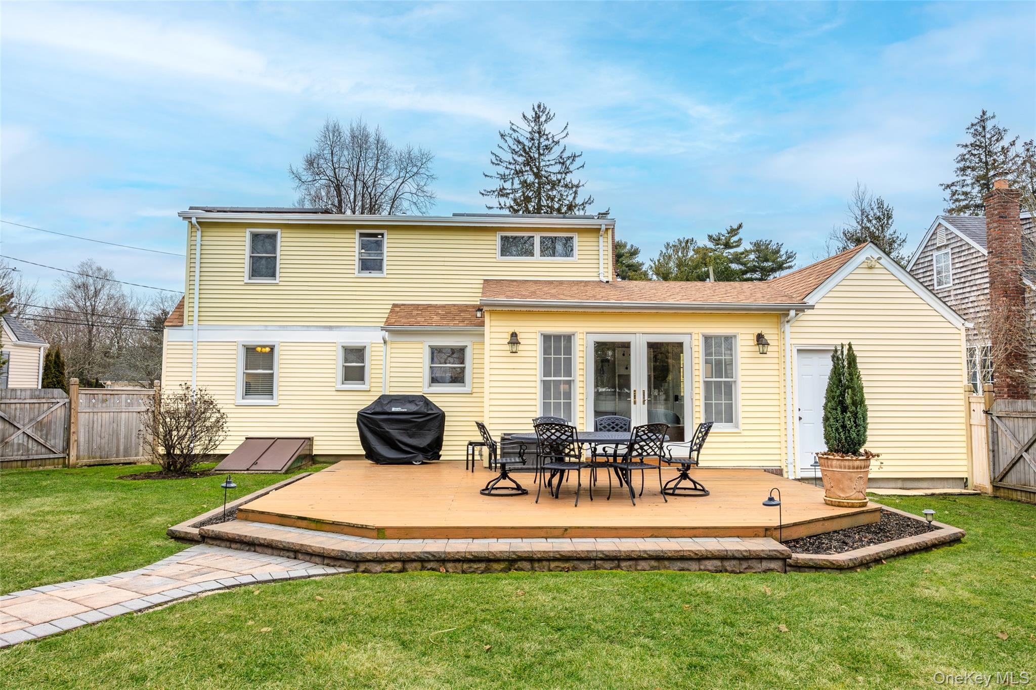 26 Bedell Place, Amityville, NY 11701