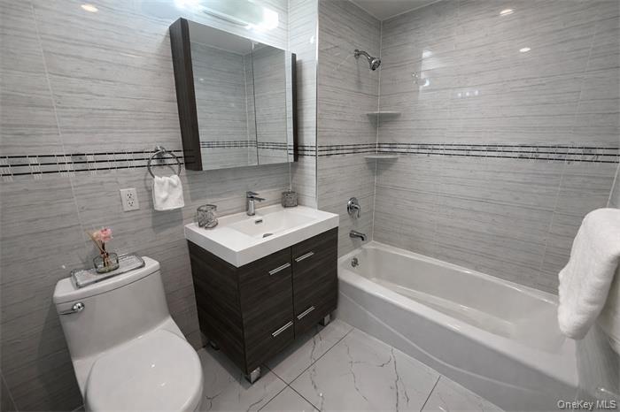 4515 82rd Street # W7A, Elmhurst, NY 11373