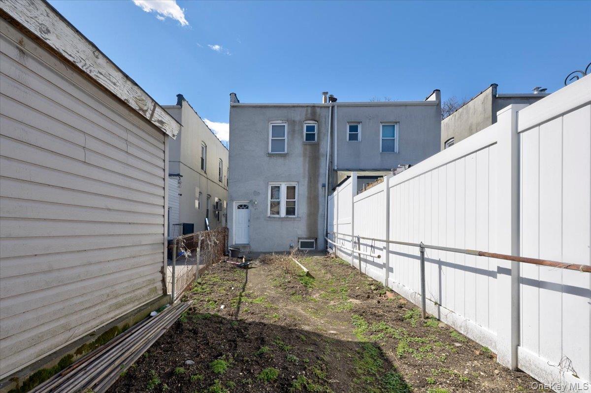 89-23 Vanderveer Street, Queens Village, NY 11427