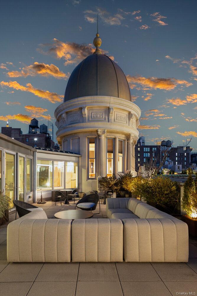 655 6TH Avenue # PHB, New York (Manhattan), NY 10010