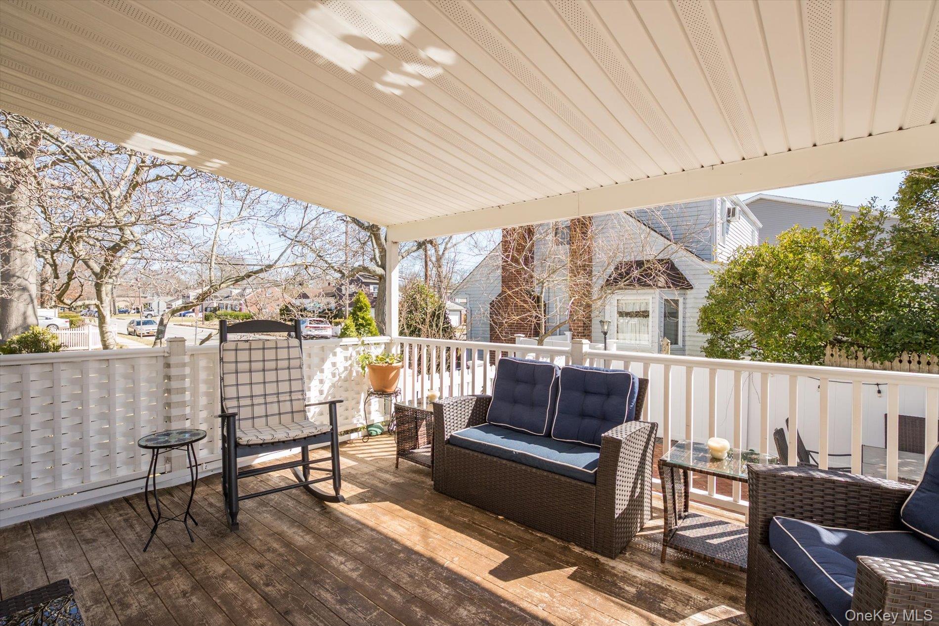 165 Little Whaleneck Road, Merrick, NY 11566