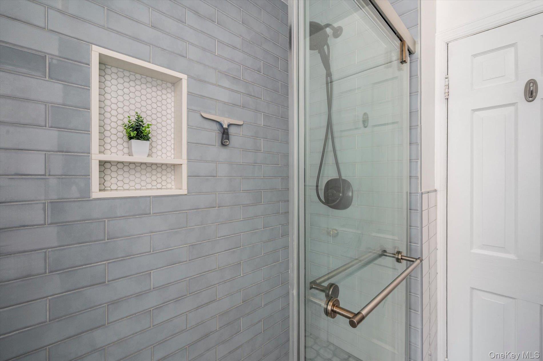 165 Little Whaleneck Road, Merrick, NY 11566