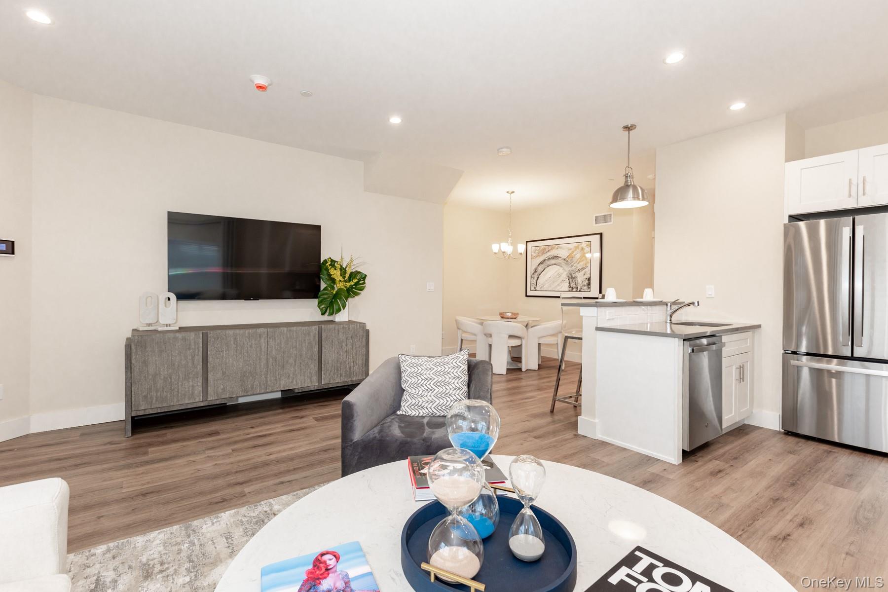 209 Romar Court, West Babylon, NY 11704