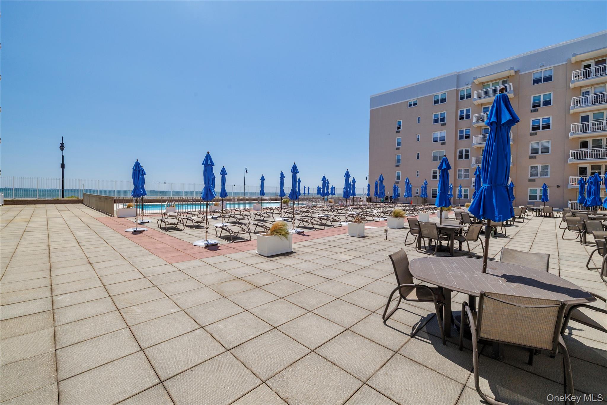 522 Shore Road # 4W, Long Beach, NY 11561