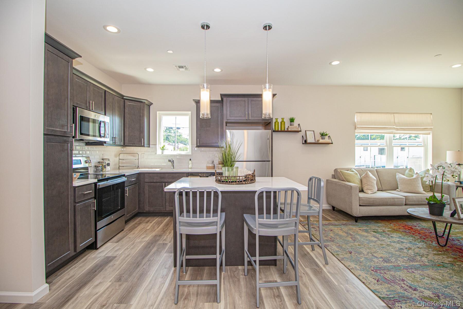 207 Ashley Court Avenue, North Babylon, NY 11703