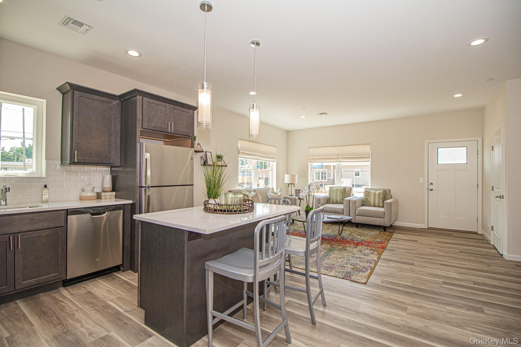 207 Ashley Court Avenue, North Babylon, NY 11703