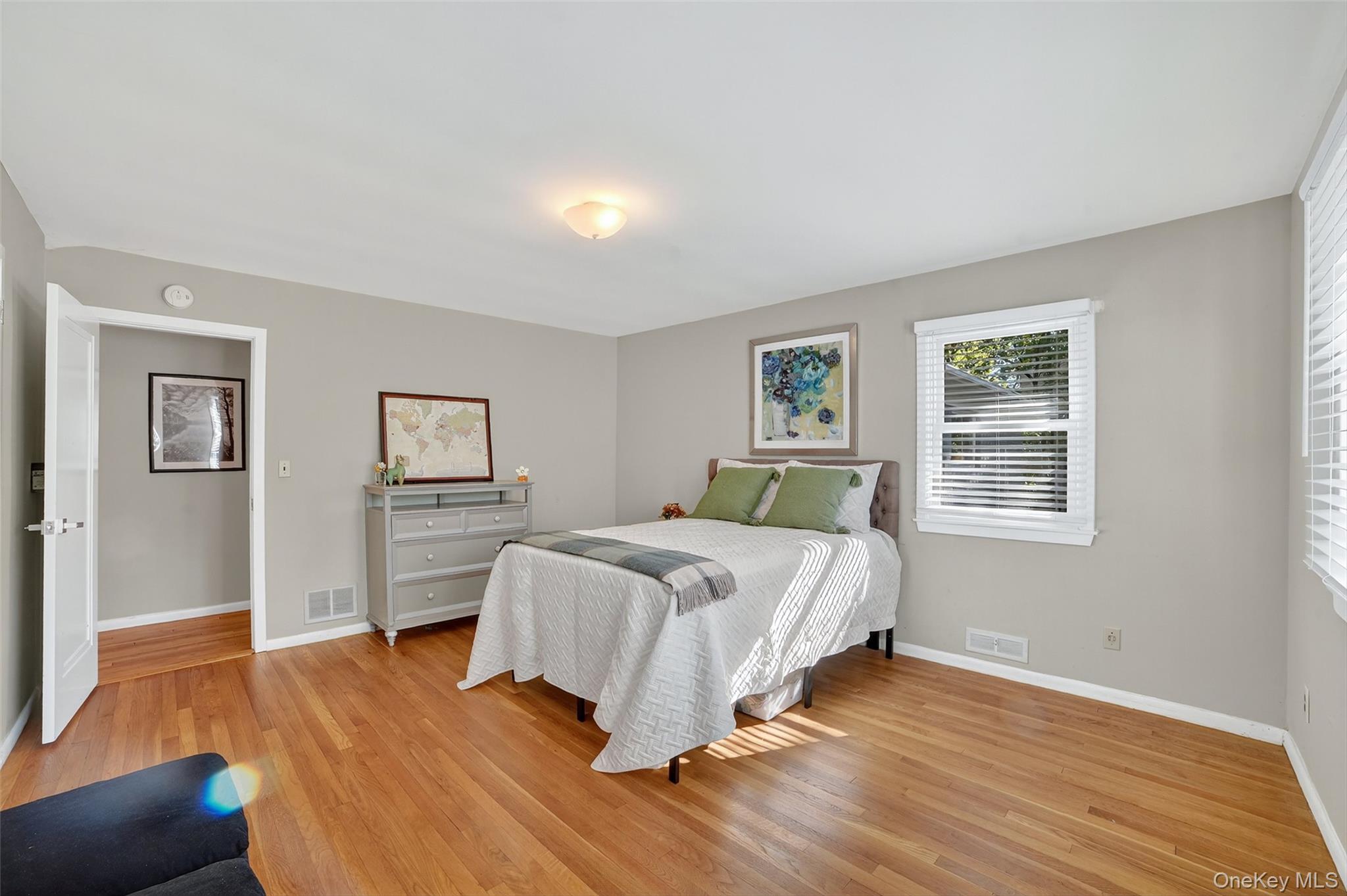 20 Summit Terrace, Dobbs Ferry, NY 10522