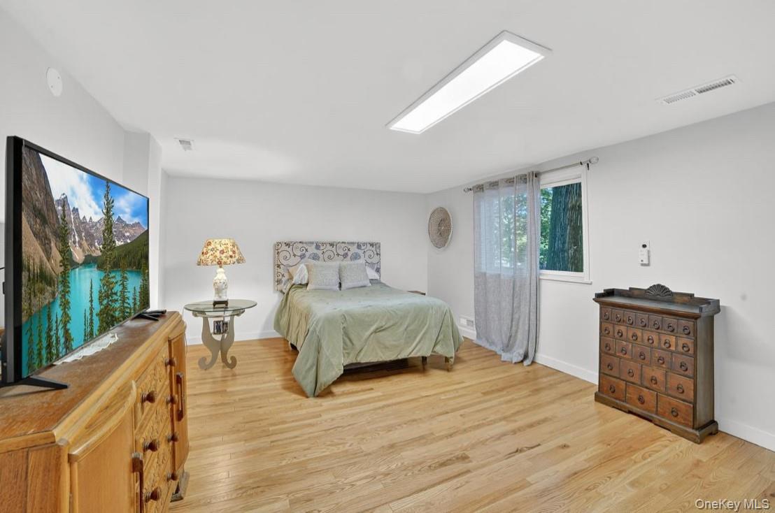 20 Summit Terrace, Dobbs Ferry, NY 10522