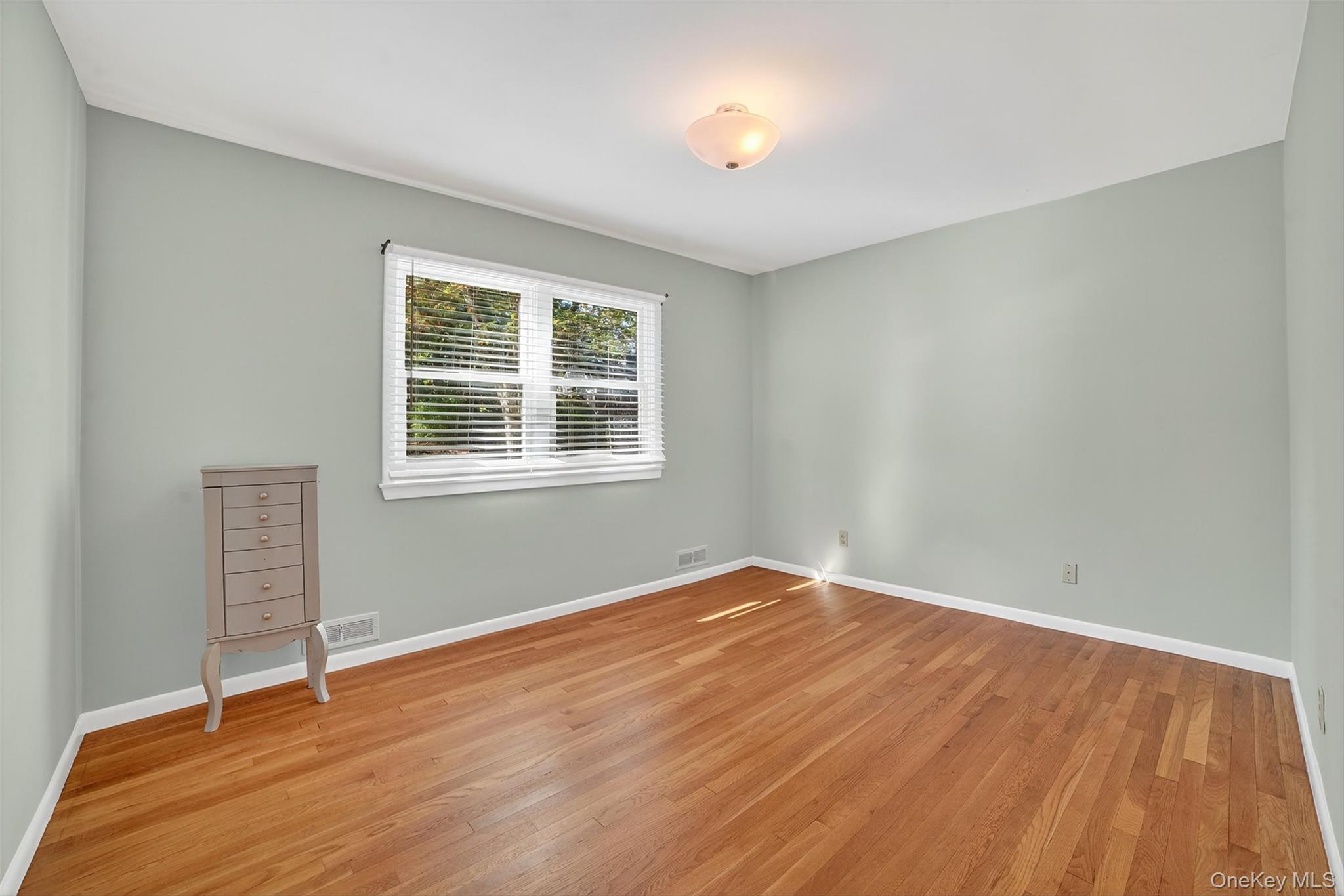 20 Summit Terrace, Dobbs Ferry, NY 10522