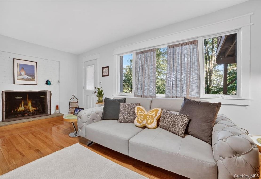 20 Summit Terrace, Dobbs Ferry, NY 10522