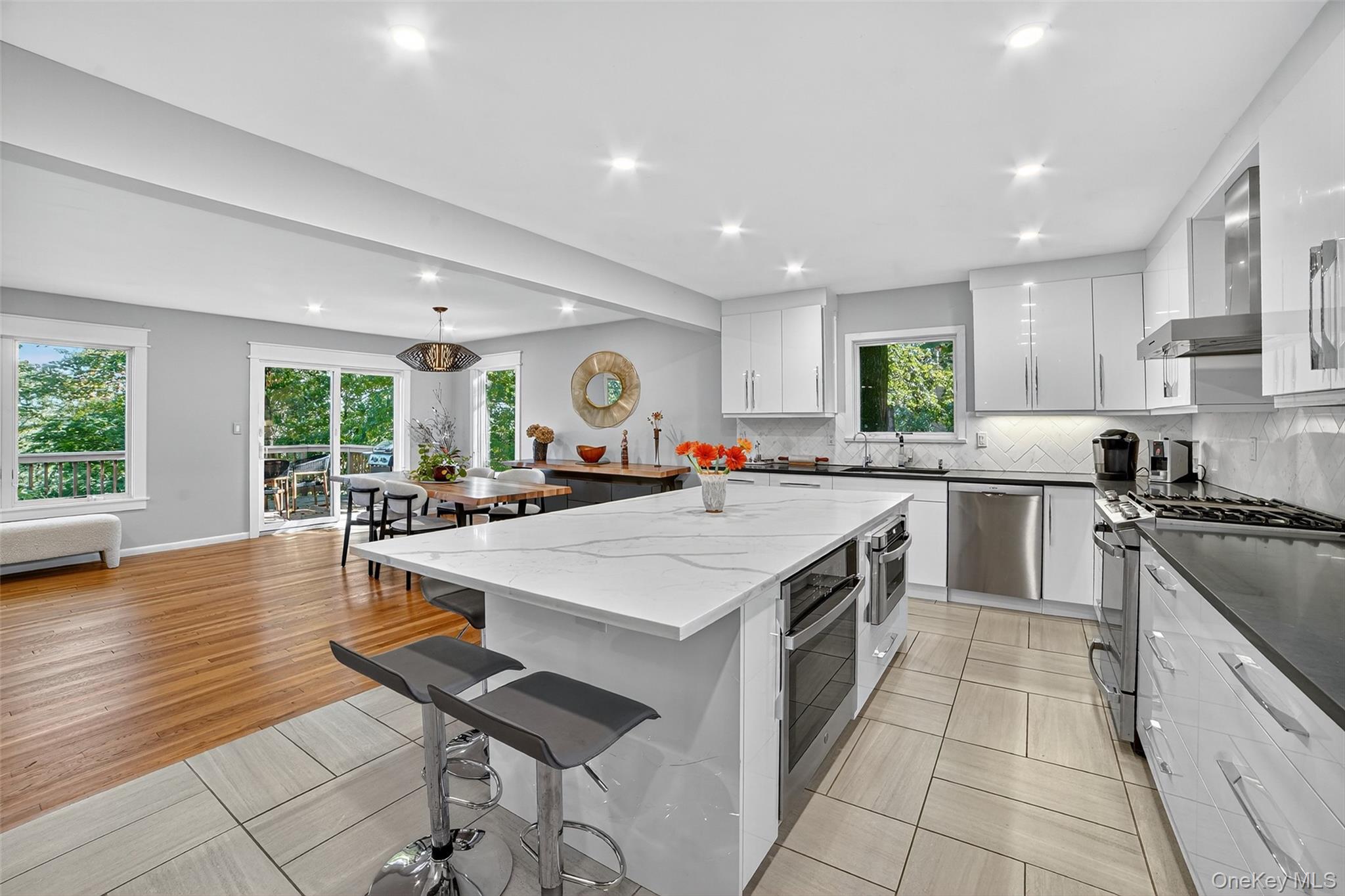 20 Summit Terrace, Dobbs Ferry, NY 10522