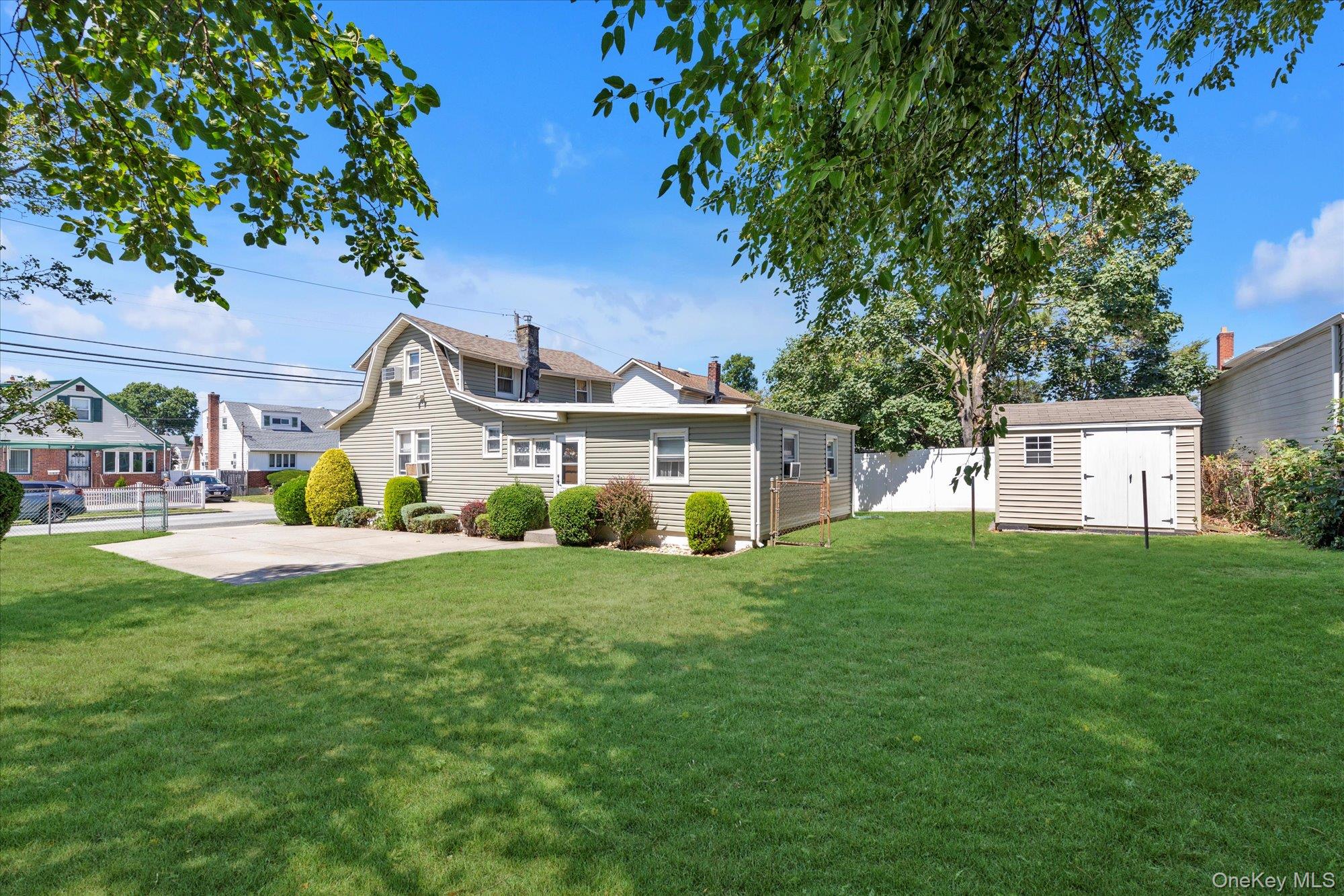 103 Oakley Avenue, Elmont, NY 11003