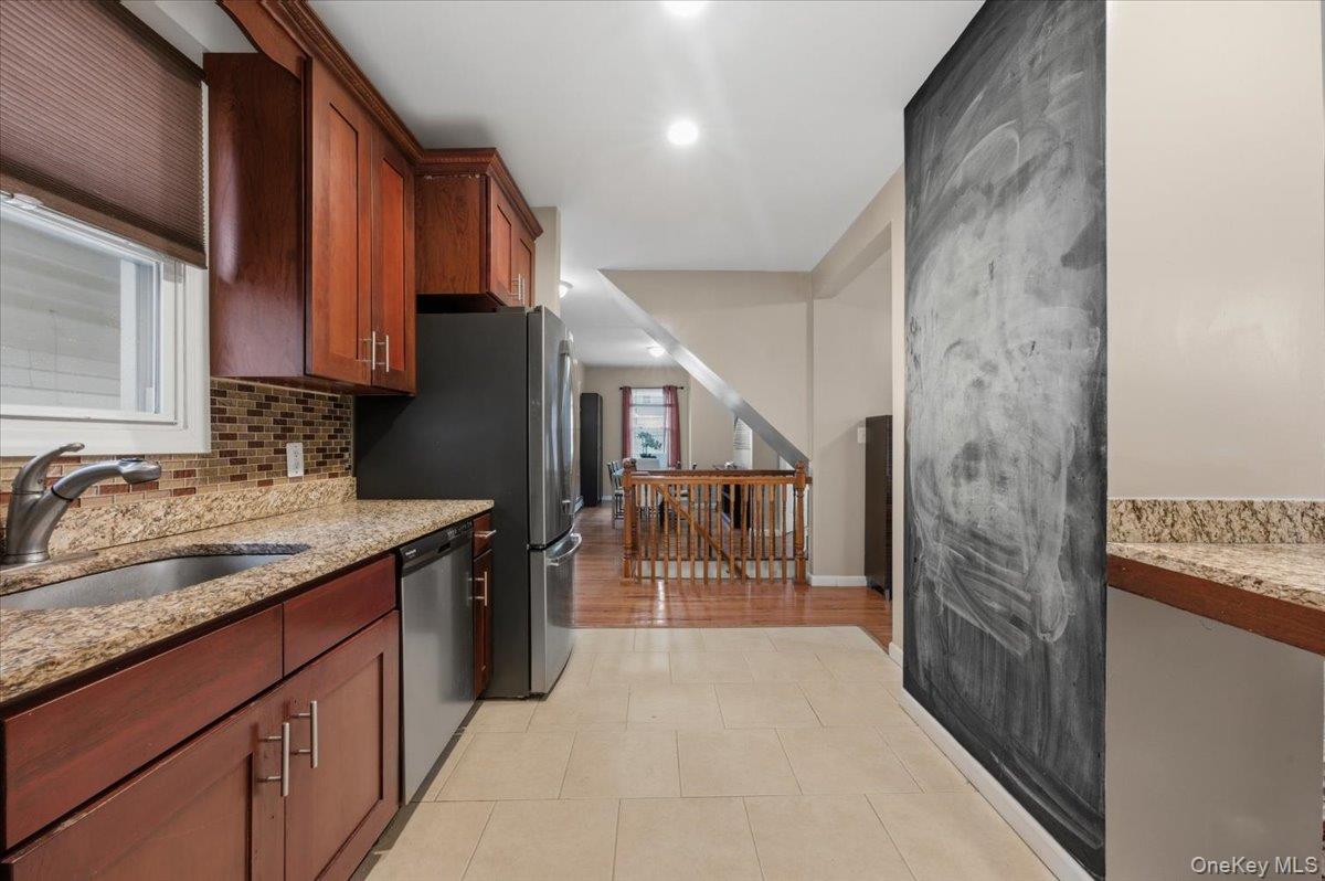 329 Union Avenue, Mount Vernon, NY 10550