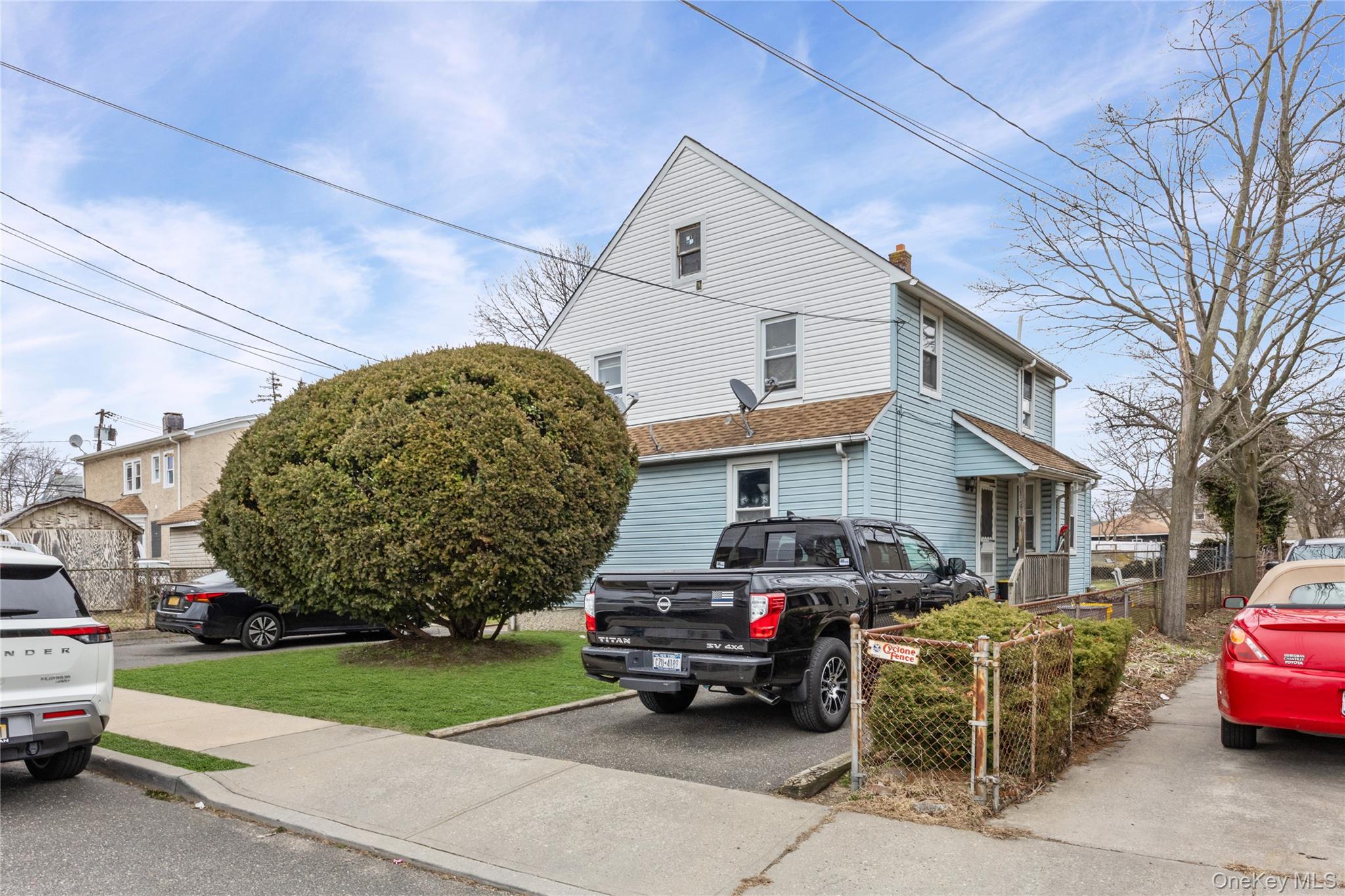 34 Mervin Street, Inwood, NY 11096
