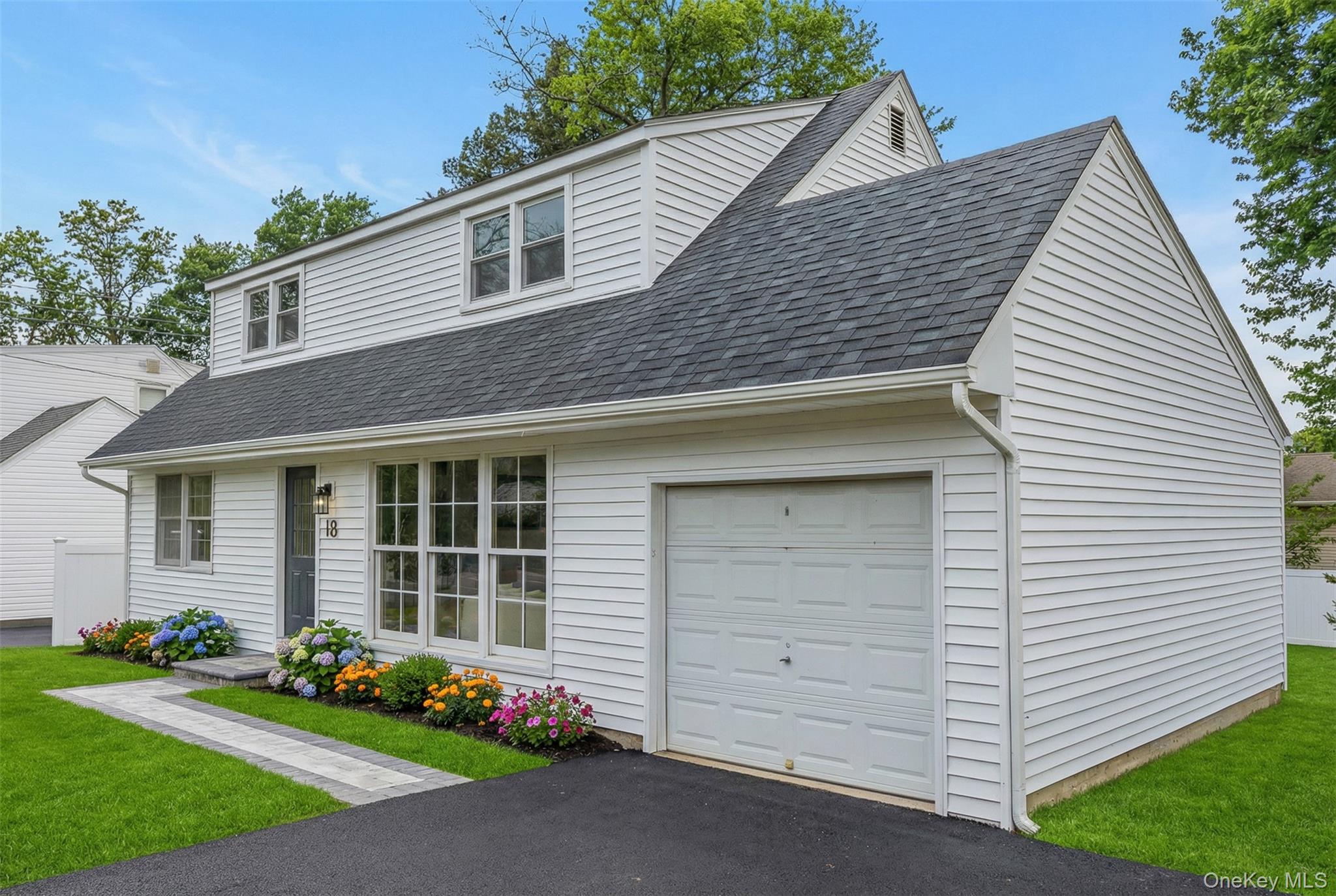 18 Clark Street, Huntington, NY 11743