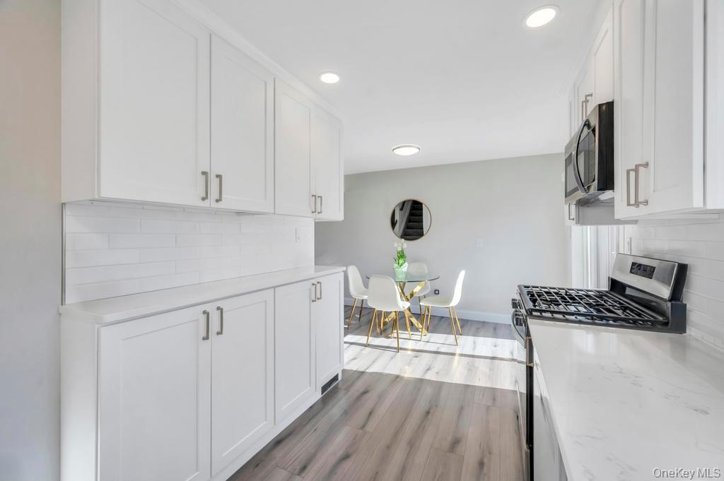 10 Continental Drive, Port Jefferson Station, NY 11776