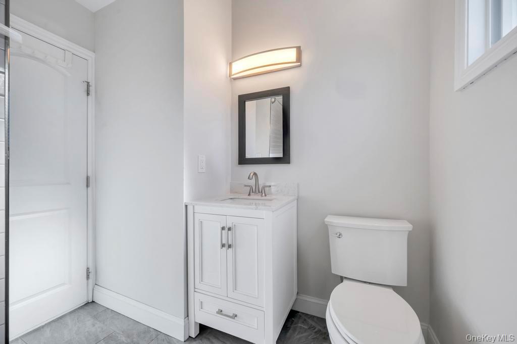 10 Continental Drive, Port Jefferson Station, NY 11776