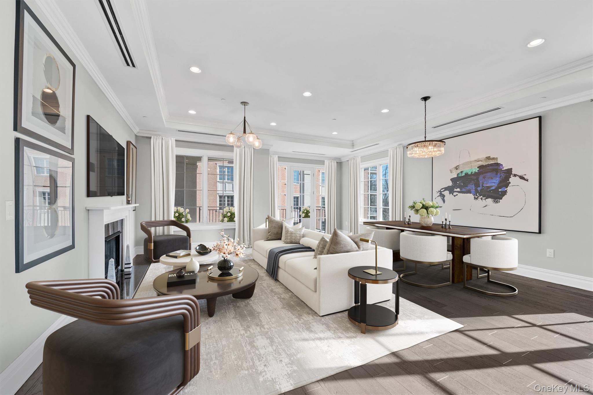 5000 Royal Court # 5114, North Hills, NY 11040