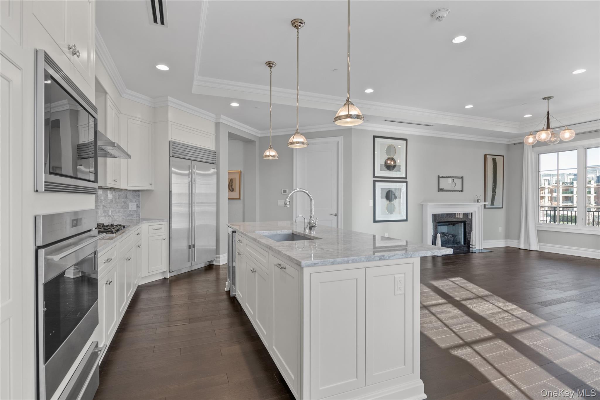 5000 Royal Court # 5114, North Hills, NY 11040