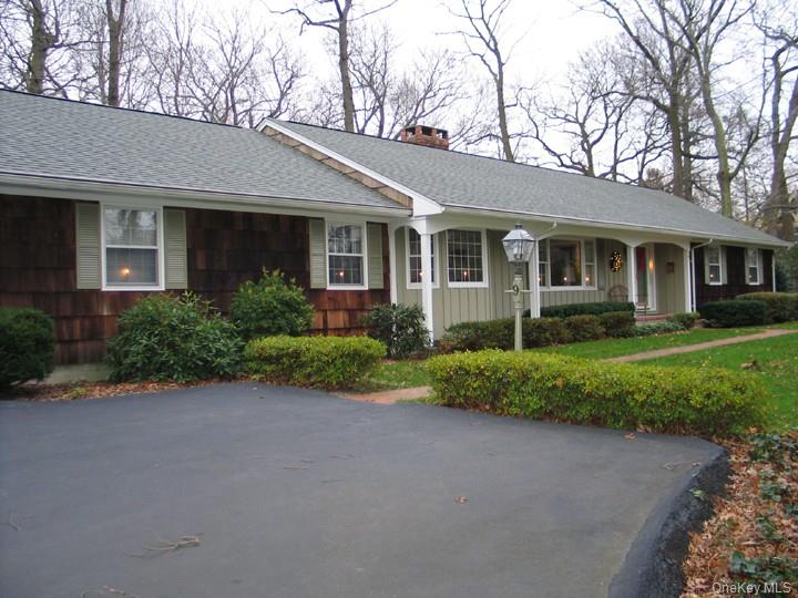 9 Cliff Road, Port Jefferson, NY 11777