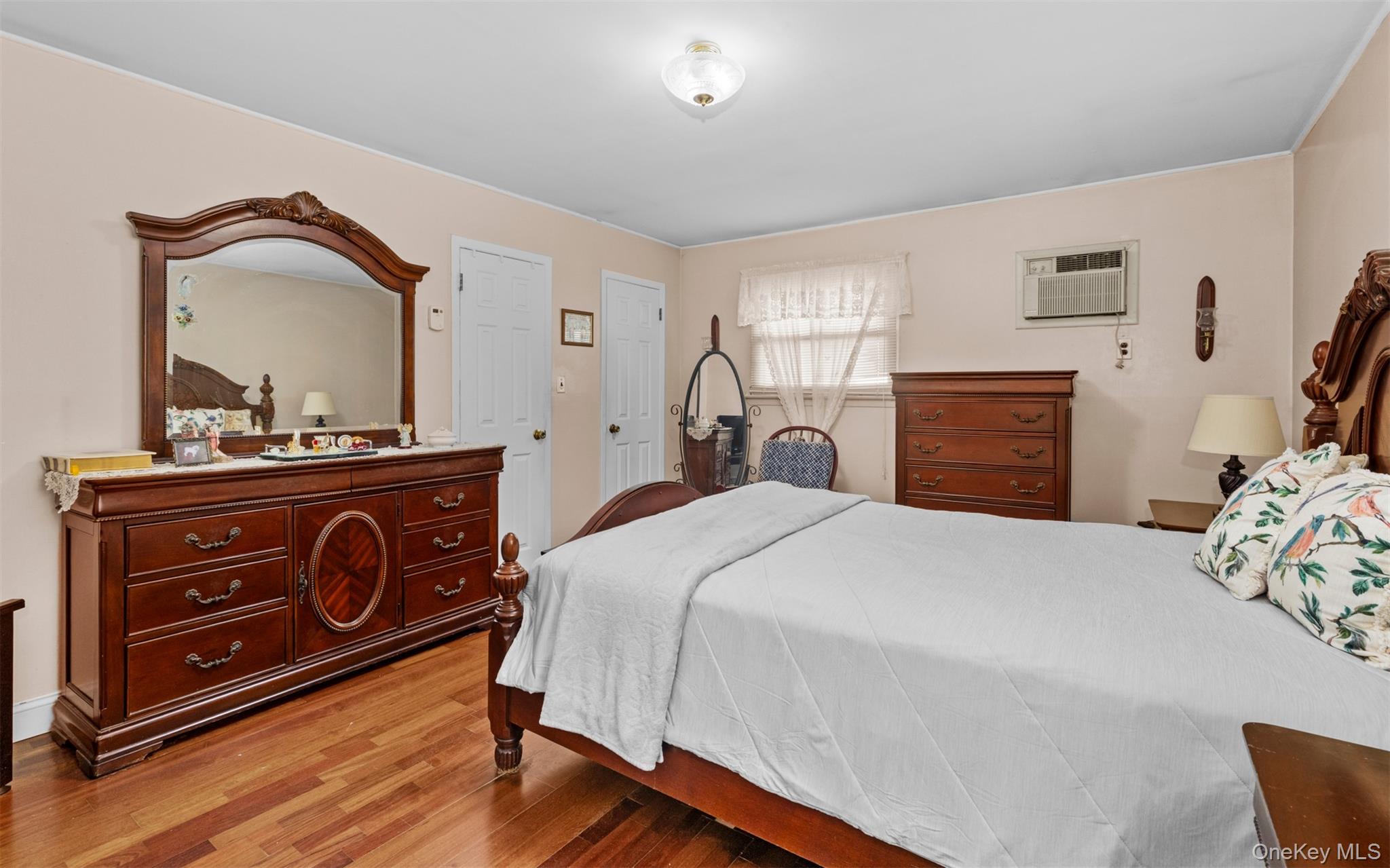 82 Barnyard Lane, Levittown, NY 11756