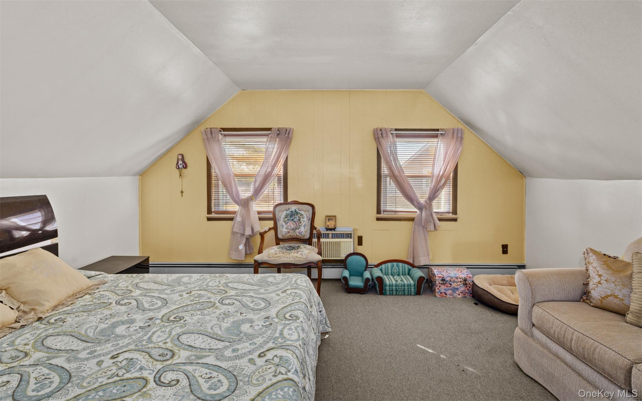 82 Barnyard Lane, Levittown, NY 11756