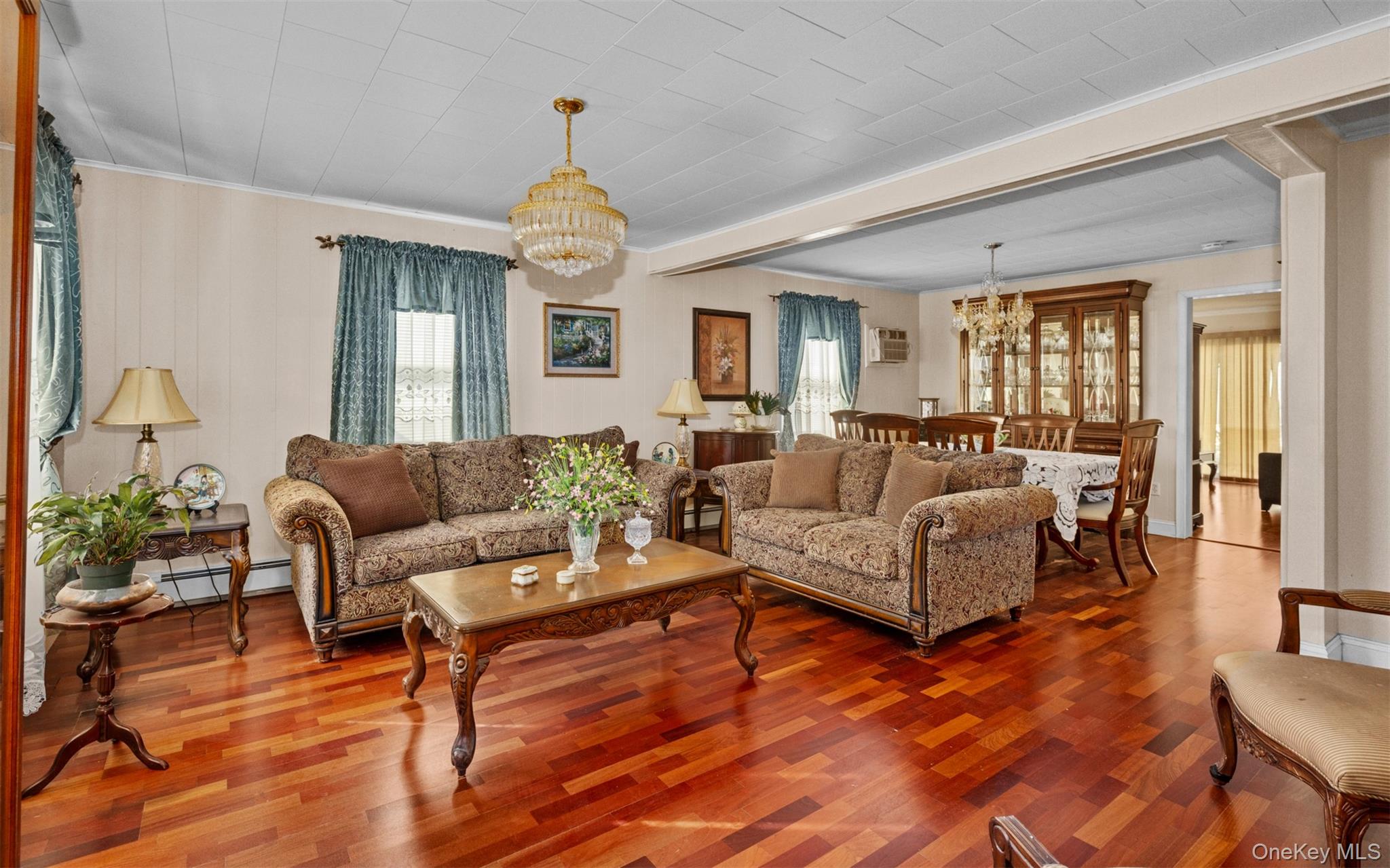 82 Barnyard Lane, Levittown, NY 11756