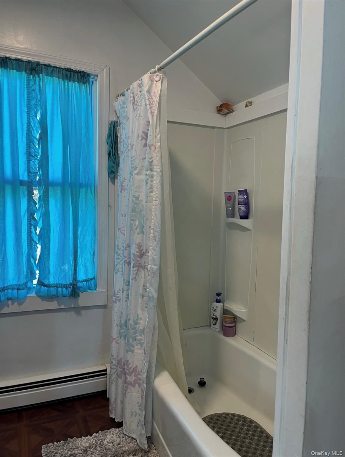 21 Locust Street, Riverhead, NY 11901