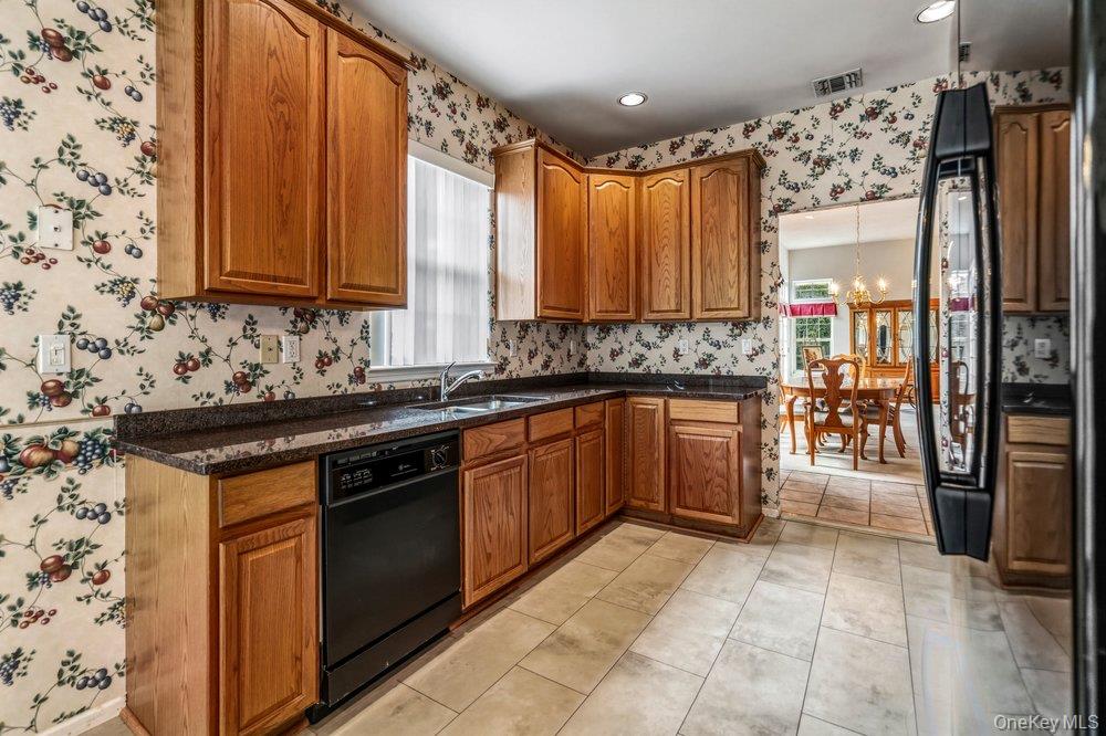 587 Leisure Drive, Ridge, NY 11961