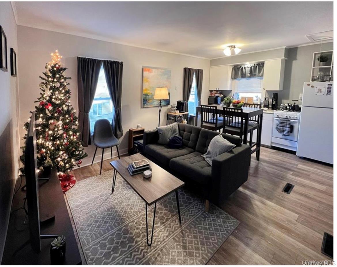 280 Maple Avenue # 3, Pine Bush, NY 12566