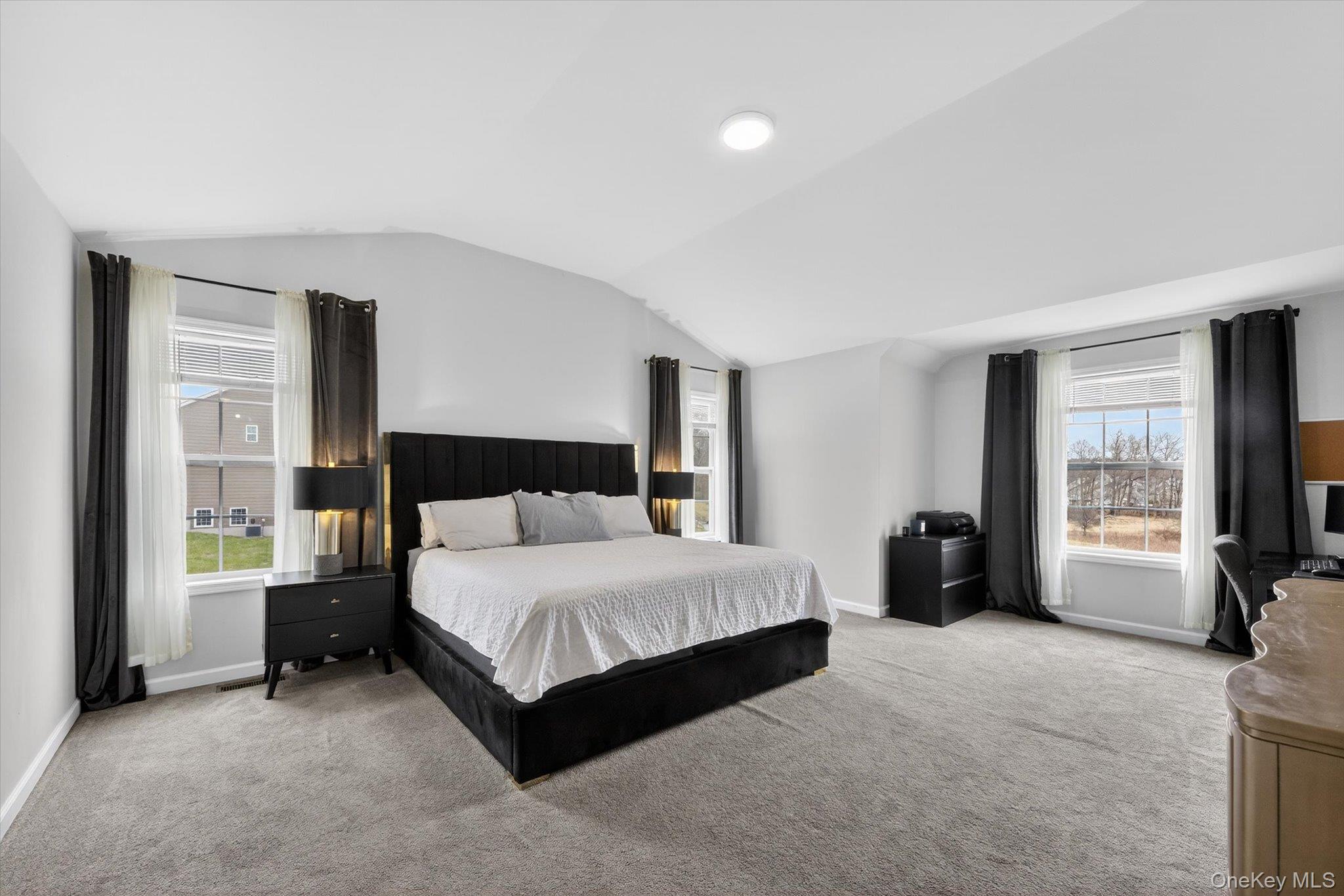 40 Highgrove Drive, Washingtonville, NY 10992