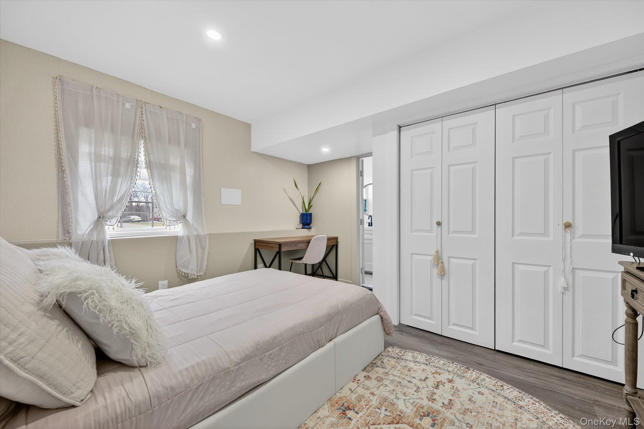 40 Highgrove Drive, Washingtonville, NY 10992