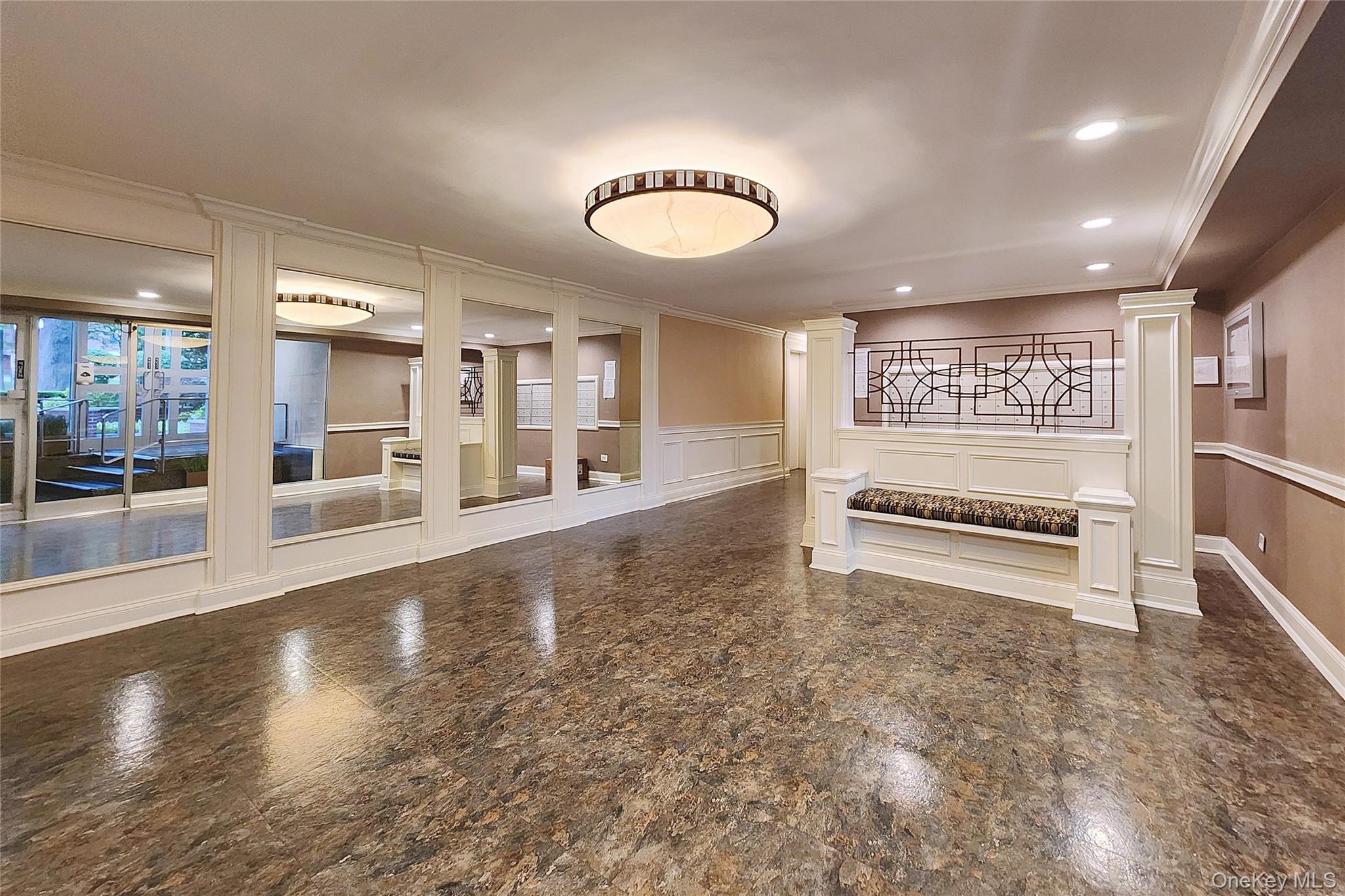 209-20 18th Ave # 5E, Bayside, NY 11360