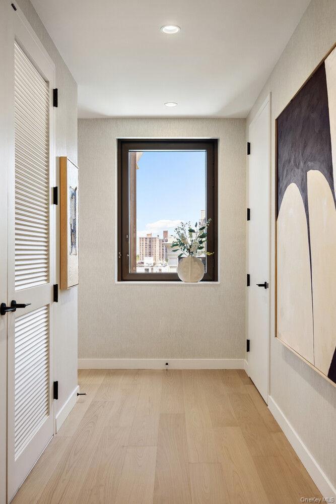 480 KENT Avenue # 16G, Brooklyn, NY 11249