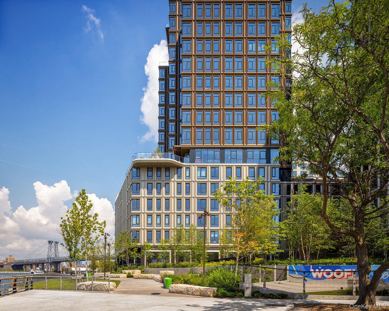 480 KENT Avenue # 16G, Brooklyn, NY 11249