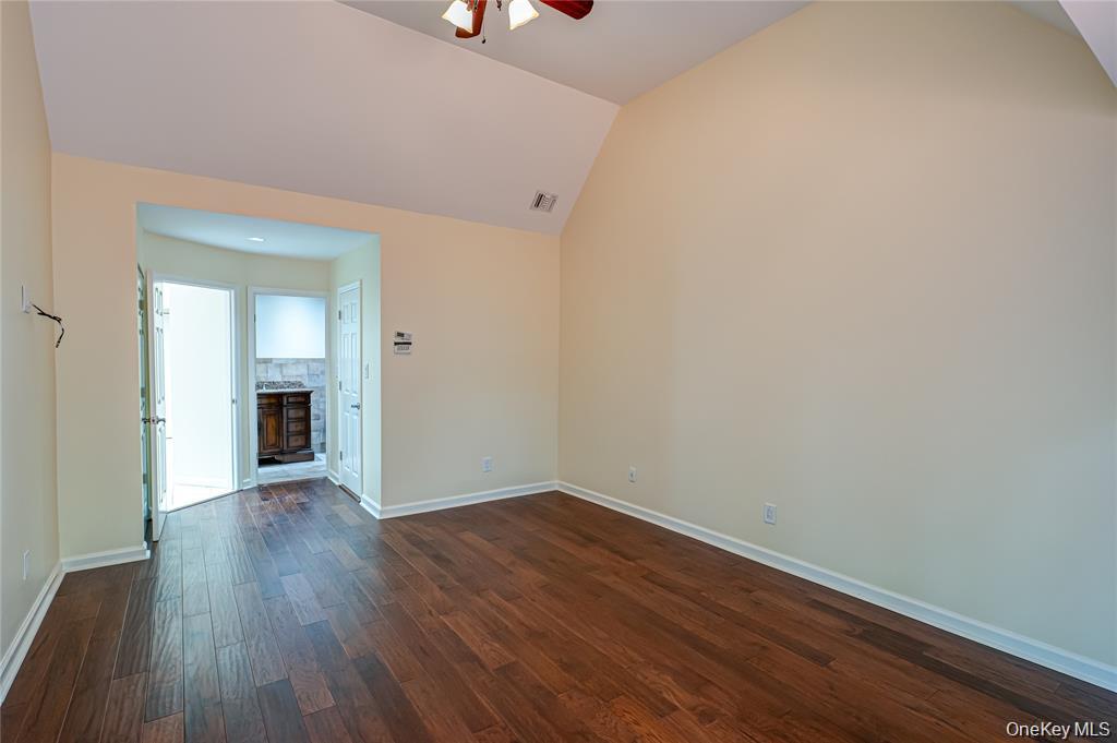 52 E Admirals Drive, Bay Shore, NY 11706