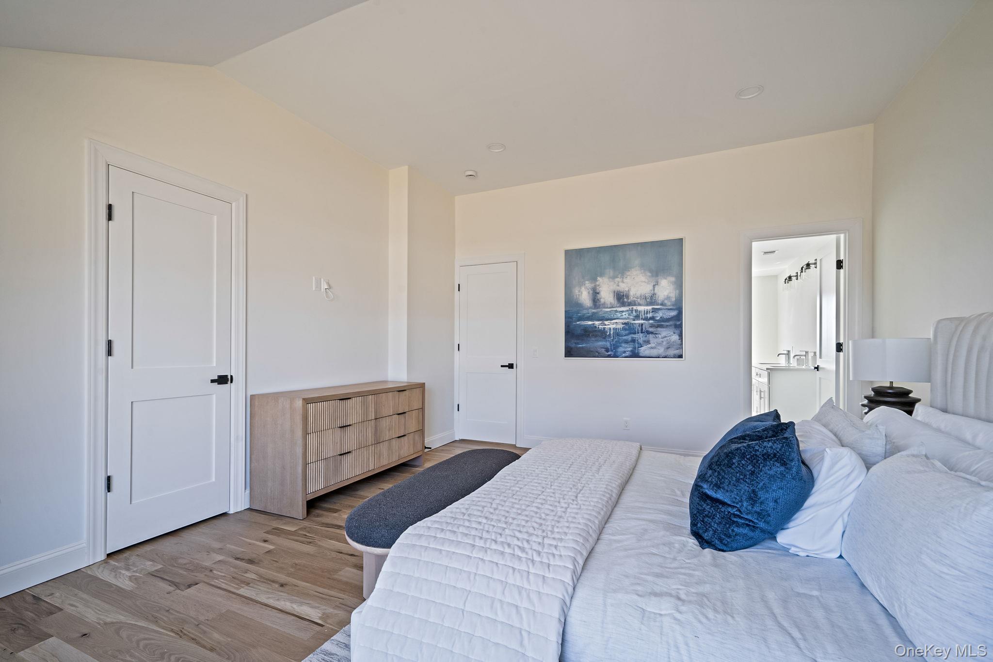 85 Roanoke Court, Riverhead, NY 11901