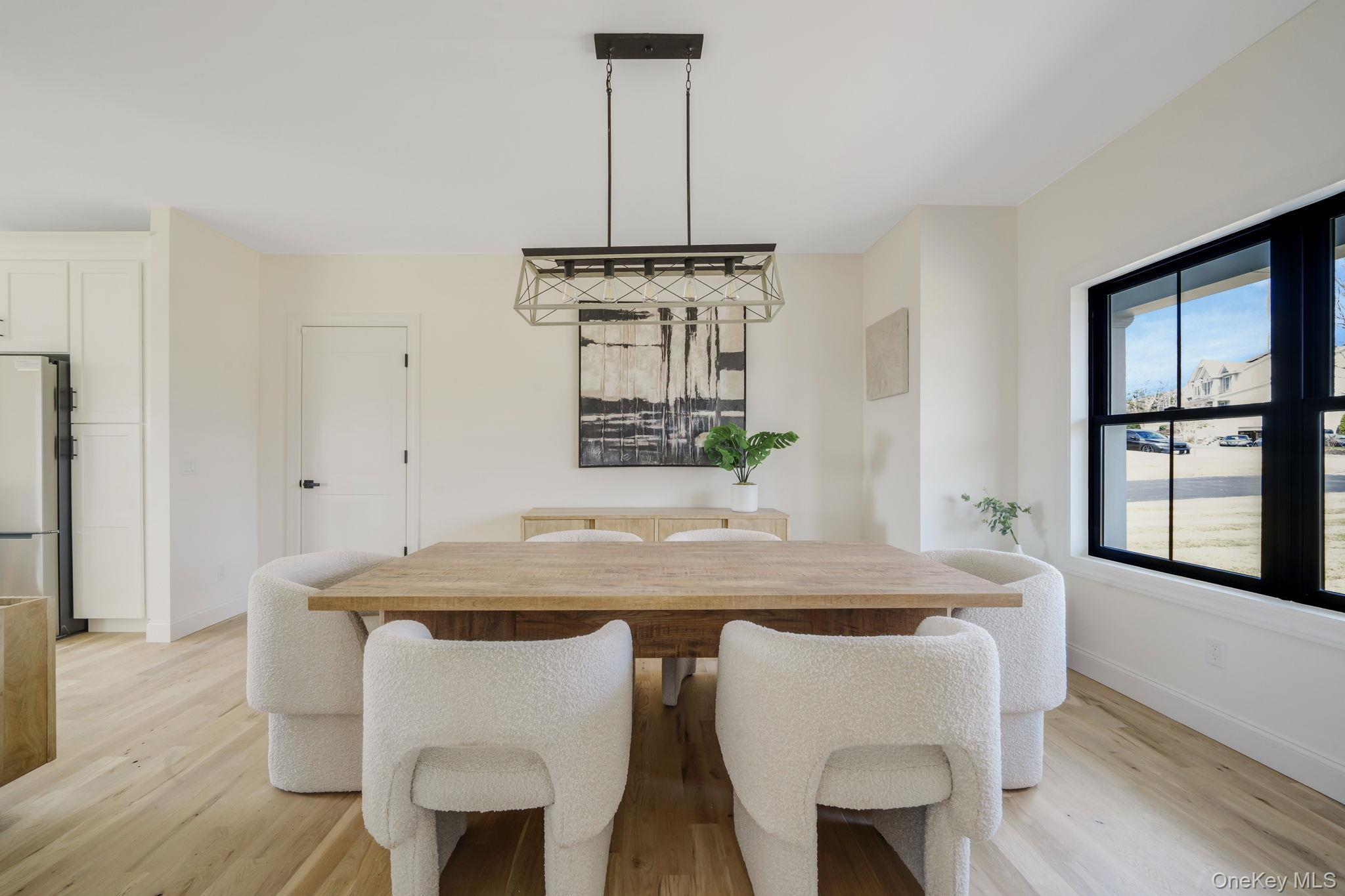 85 Roanoke Court, Riverhead, NY 11901