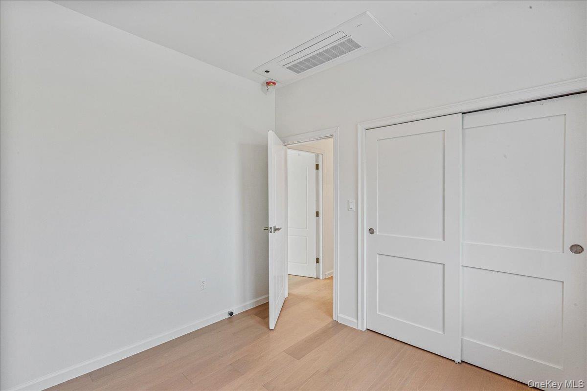 150-17 Hawtree St, Ozone Park, NY 11417