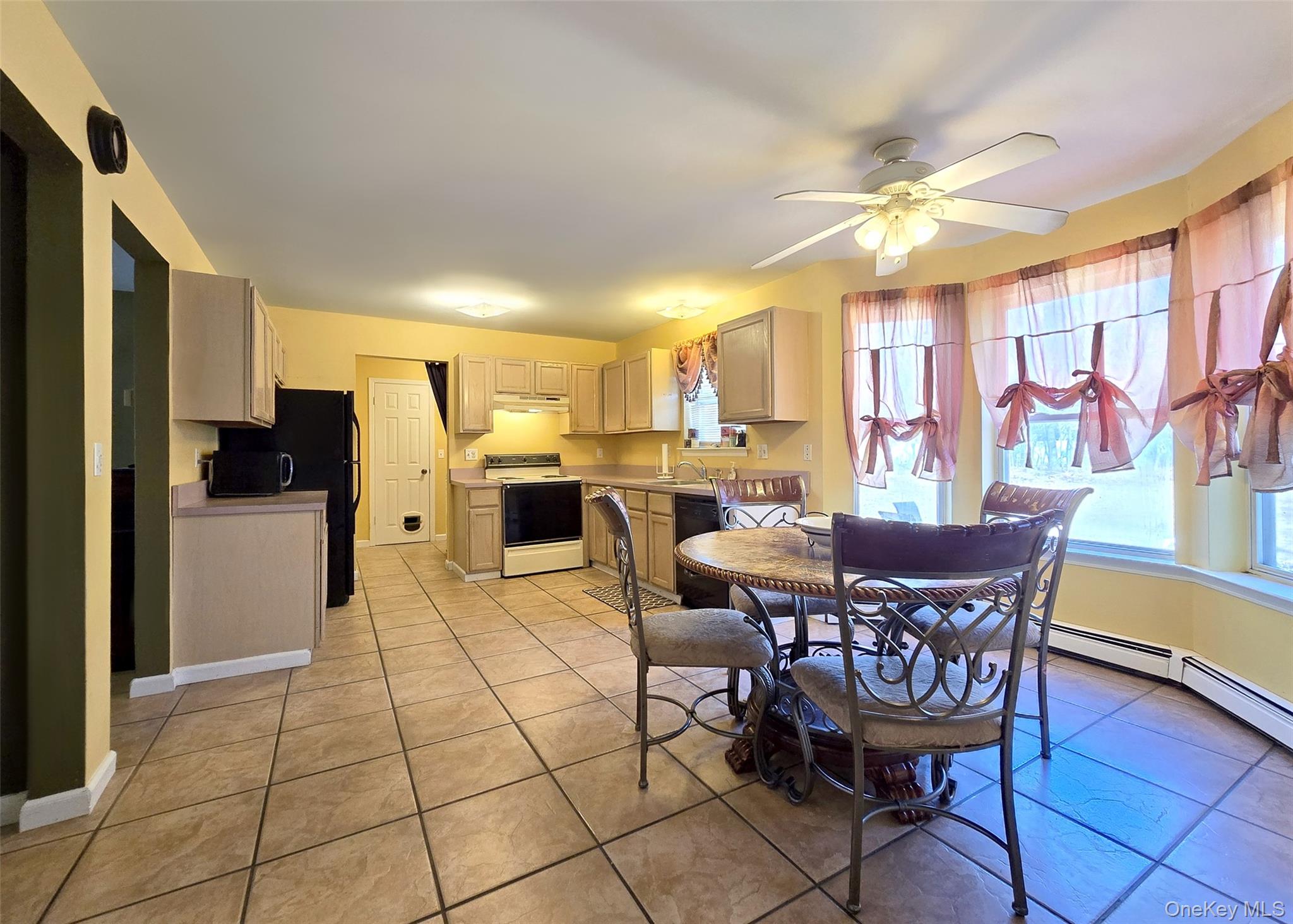 23 Shamrock Lane, Centereach, NY 11720